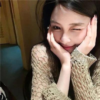弯曲幸运草